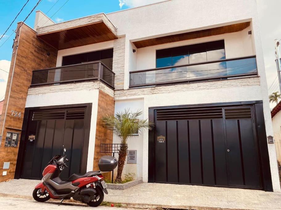 Вилла Casa Unica E Moderna Centro Посус-ди-Калдас Экстерьер фото